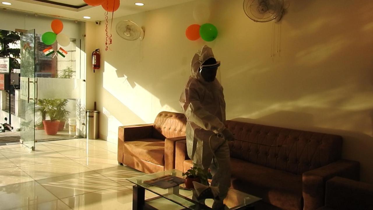 Hotel Aakash Residency Dehradun Buitenkant foto